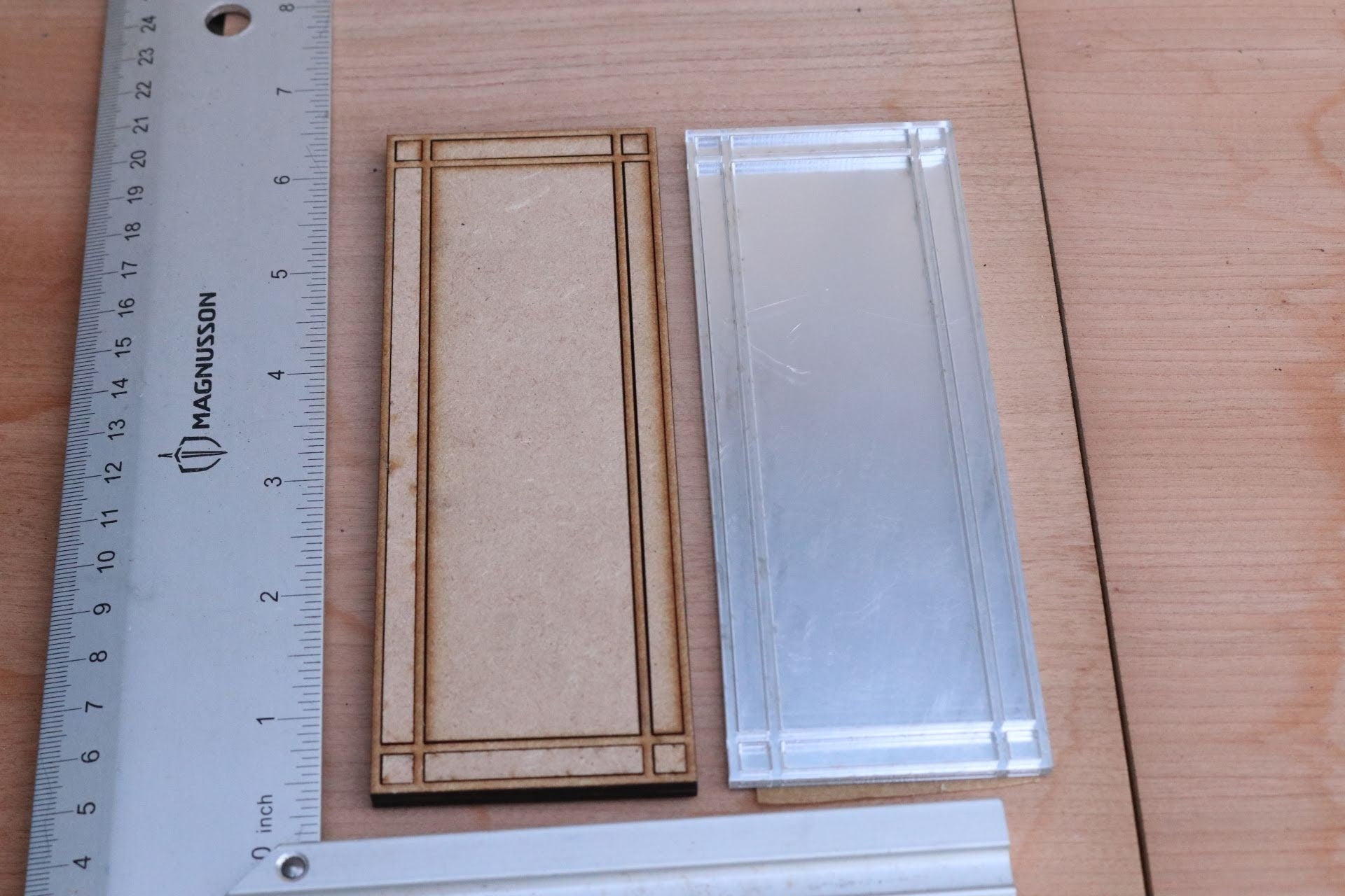1/12 Scale Art Deco Dollhouse Mirror Kit (Unpainted)