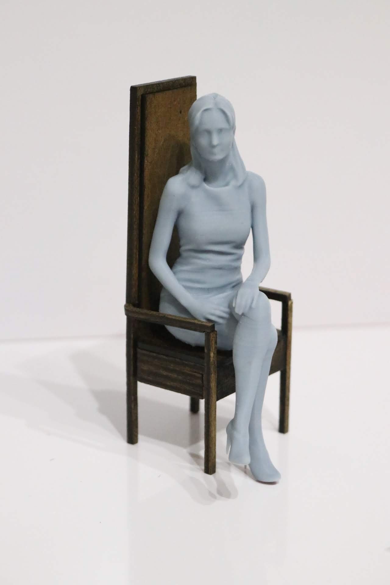 1/12 Scale Dollhouse Tall Armchair Kit